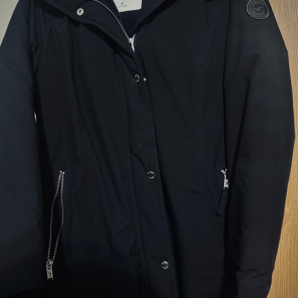 Hollister Women's Black Puffer Jacket